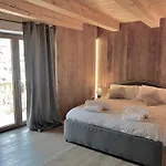 Boutique Alpine One-bedroom By Supastays - Via Lyssandrin 8 *