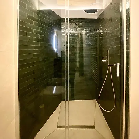 Boutique Alpine One-bedroom By Supastays - Via Lyssandrin 8 쿠르마예