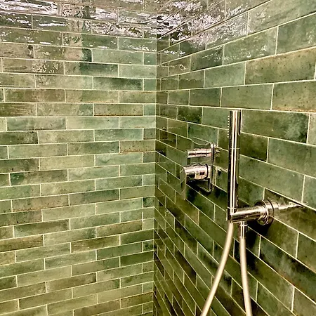 Apartment Boutique Alpine One-bedroom By Supastays - Via Lyssandrin 8