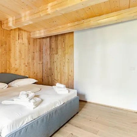 Boutique Alpine One-bedroom By Supastays - Via Lyssandrin 8 *