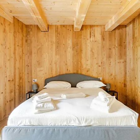 Boutique Alpine One-bedroom By Supastays - Via Lyssandrin 8 Apartment *