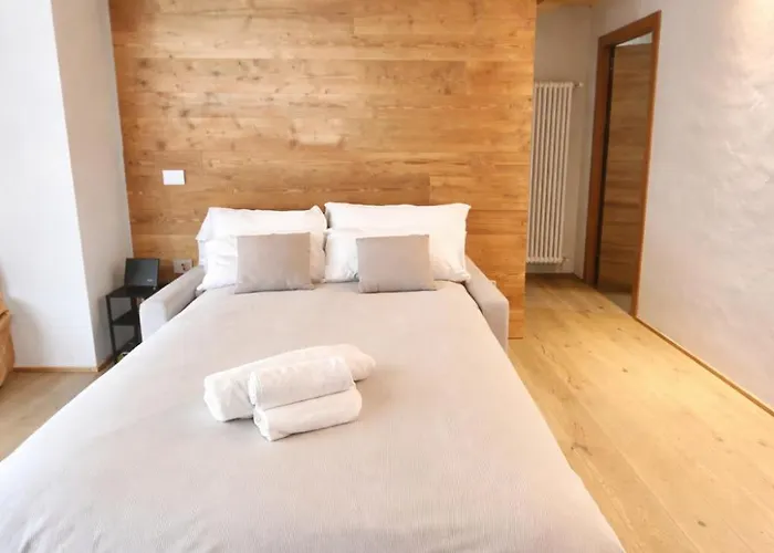 Boutique Alpine One-bedroom By Supastays - Via Lyssandrin 8 * Courmayeur